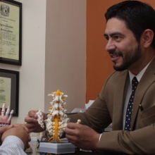 medicos reumatologia ciudad juarez Dr. Yael Arturo Muela Chavez, Reumatólogo