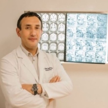 neurologos en ciudad juarez Dr. Julián Octavio Carrillo González, Neurocirujano