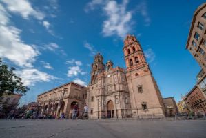 outlets de marcas en ciudad juarez Plaza Sendero Las Torres